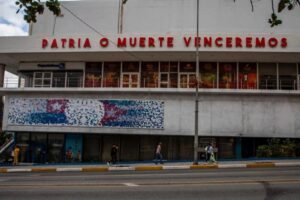 Cuba restablece su sistema energético tras el tercer colapso nacional en un mes