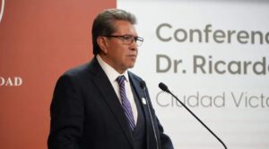 Ricardo Monreal ofrece conferencia sobre reforma al Poder Judicial en la UAT