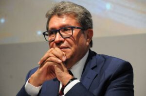 Ricardo Monreal se despide de Don Raúl Dávila, formó parte del equipo de trabajo del diputado