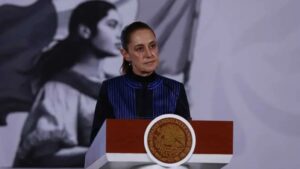 Claudia Sheinbaum hace llamado para que aspirantes al servicio público sean intachables y «con profundo amor a la patria»